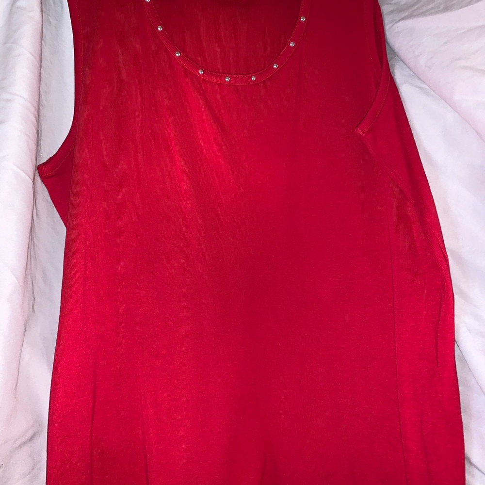 Women’s plus size red sleeveless sweater